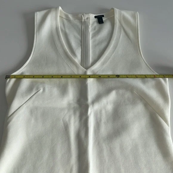 J Crew Women’s Top Cream Size Medium - Picture 5 of 8